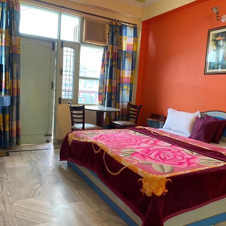 Hotel Surya Laxman Jhula Rishīkesh Extérieur photo