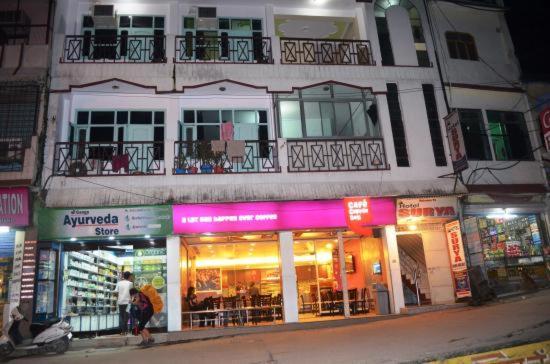 Hotel Surya Laxman Jhula Rishīkesh Extérieur photo