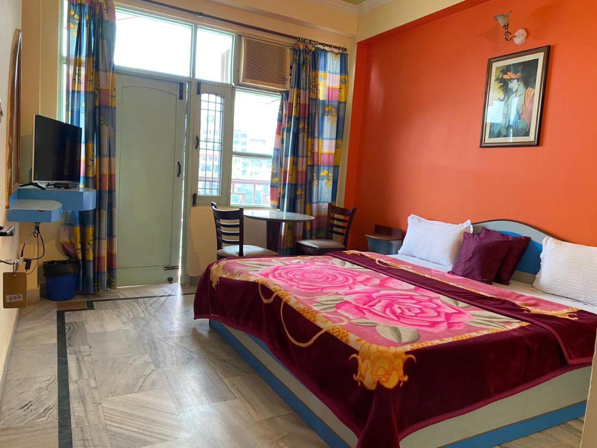 Hotel Surya Laxman Jhula Rishīkesh Extérieur photo