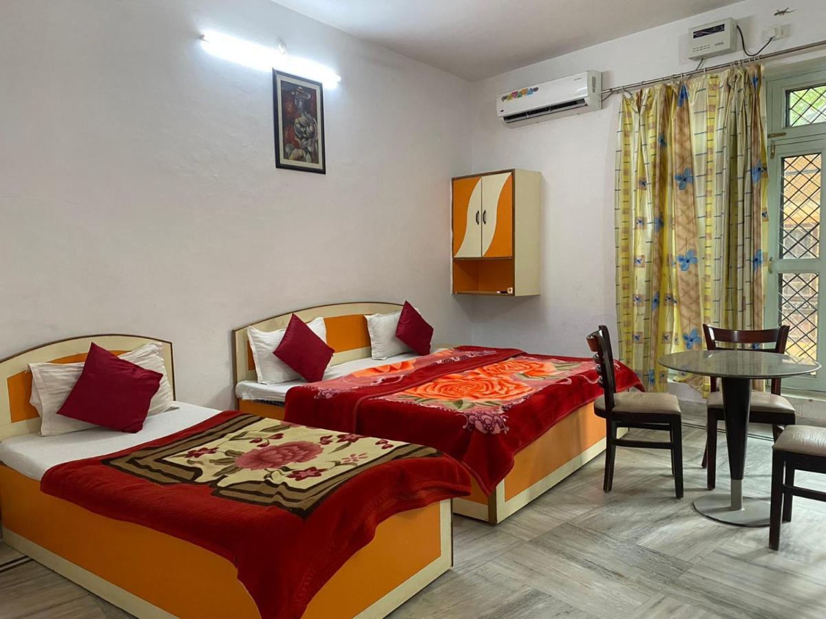 Hotel Surya Laxman Jhula Rishīkesh Extérieur photo